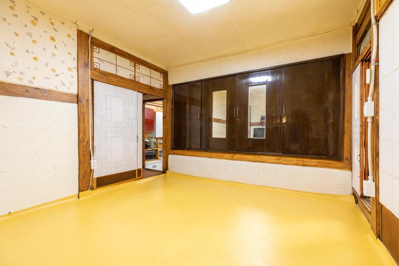 Dongmyo Hanok Sihwadang - Private Korean Style House In The City Center With A Beautiful Garden 首爾 外观 照片