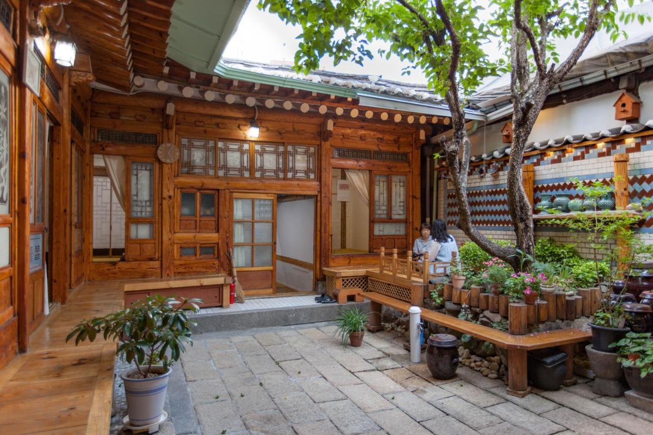 Dongmyo Hanok Sihwadang - Private Korean Style House In The City Center With A Beautiful Garden 首爾 外观 照片