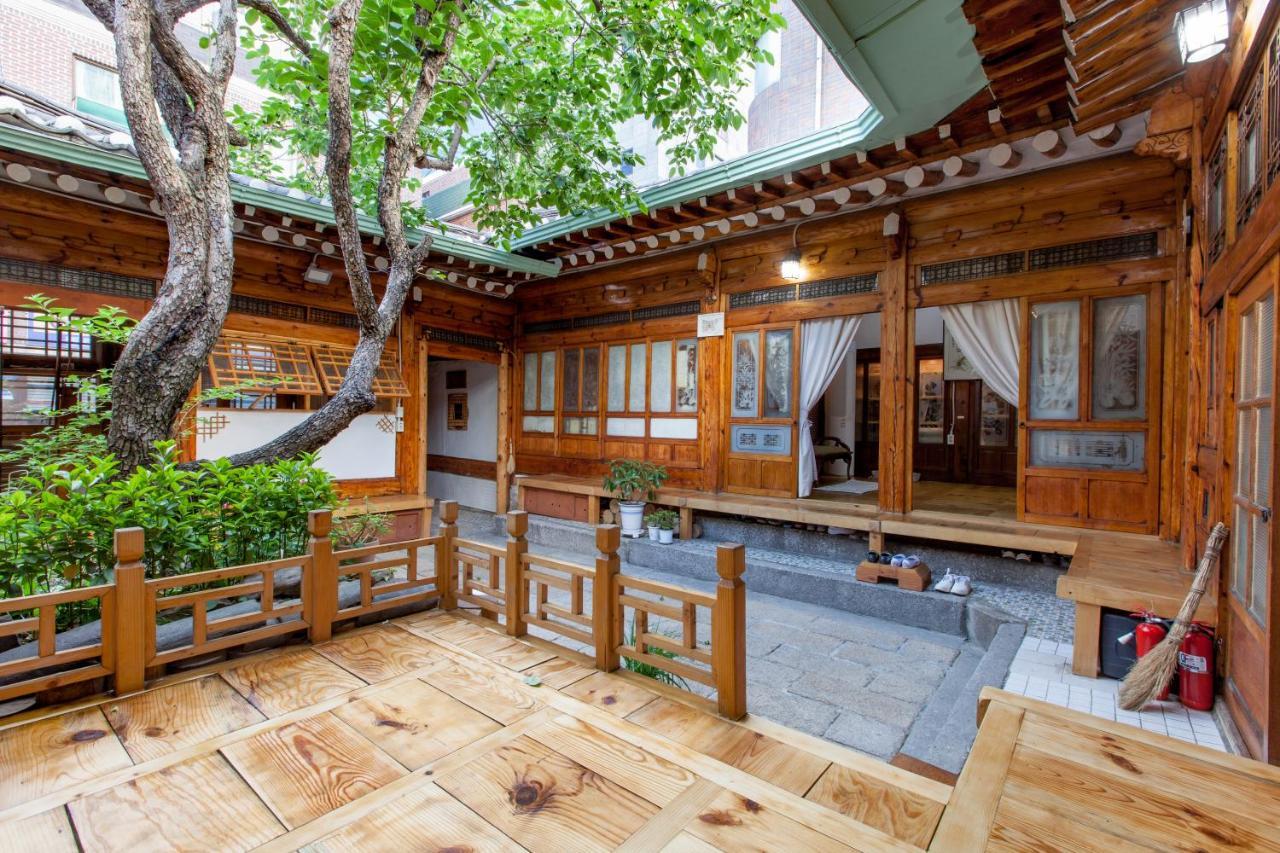 Dongmyo Hanok Sihwadang - Private Korean Style House In The City Center With A Beautiful Garden 首爾 外观 照片