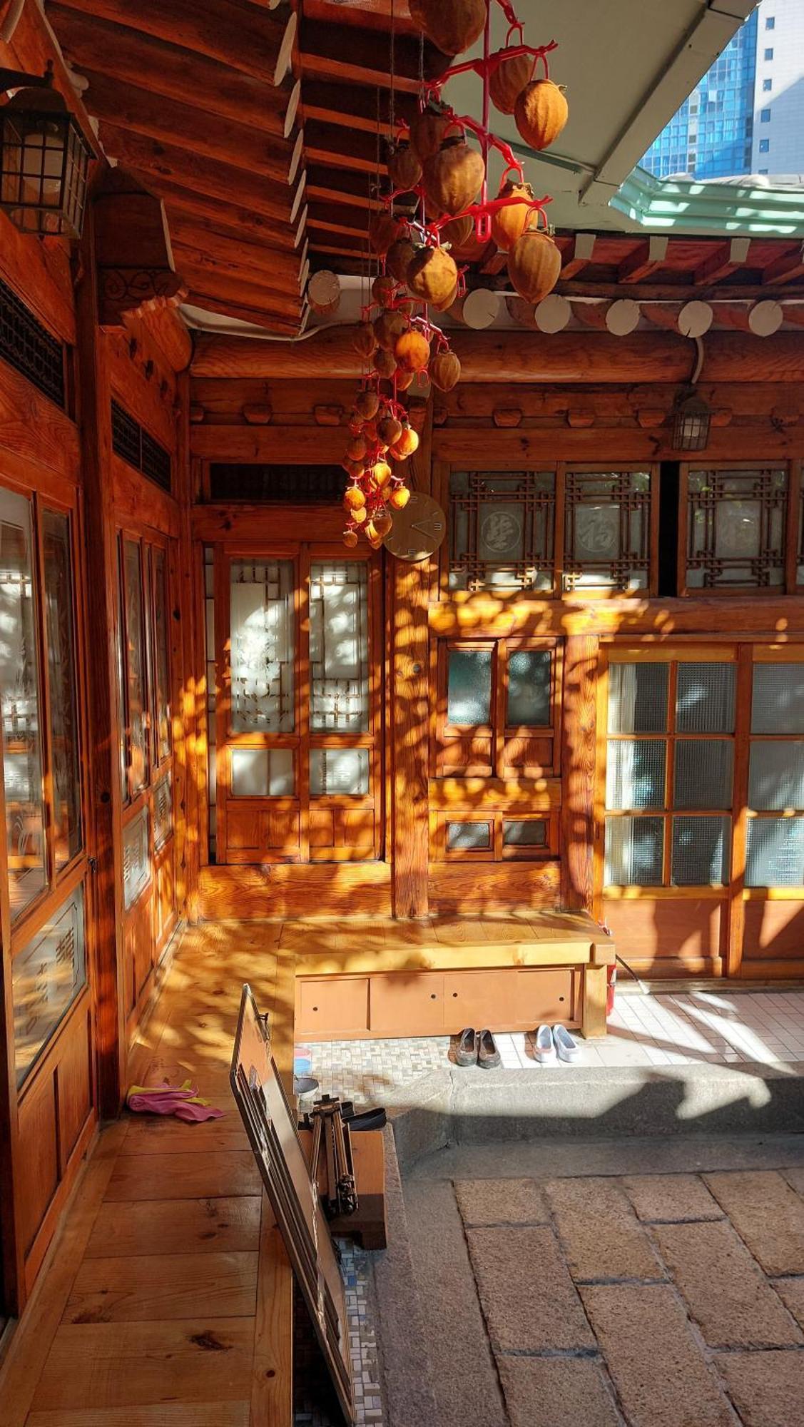 Dongmyo Hanok Sihwadang - Private Korean Style House In The City Center With A Beautiful Garden 首爾 外观 照片